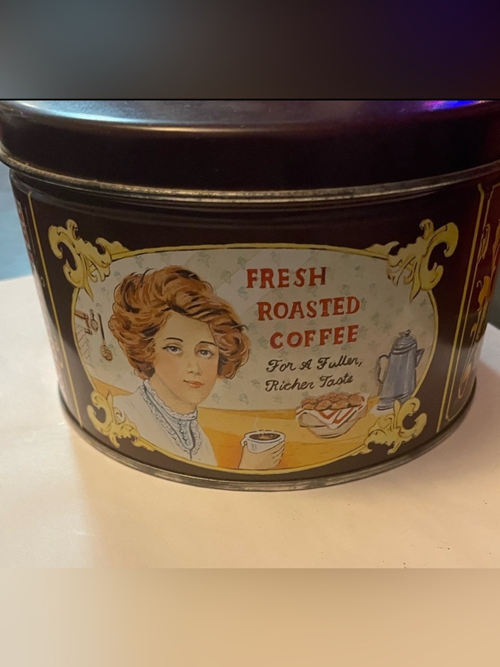 Vintage Coffee Tin with Lady Illustration 5cents